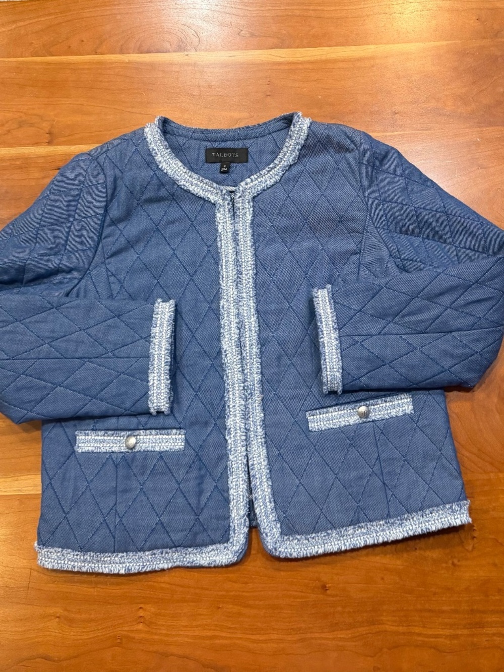 TALBOTS SIZE 8 BLUE QUILTED & TRIMED LIGHTWEIGHT JACKET